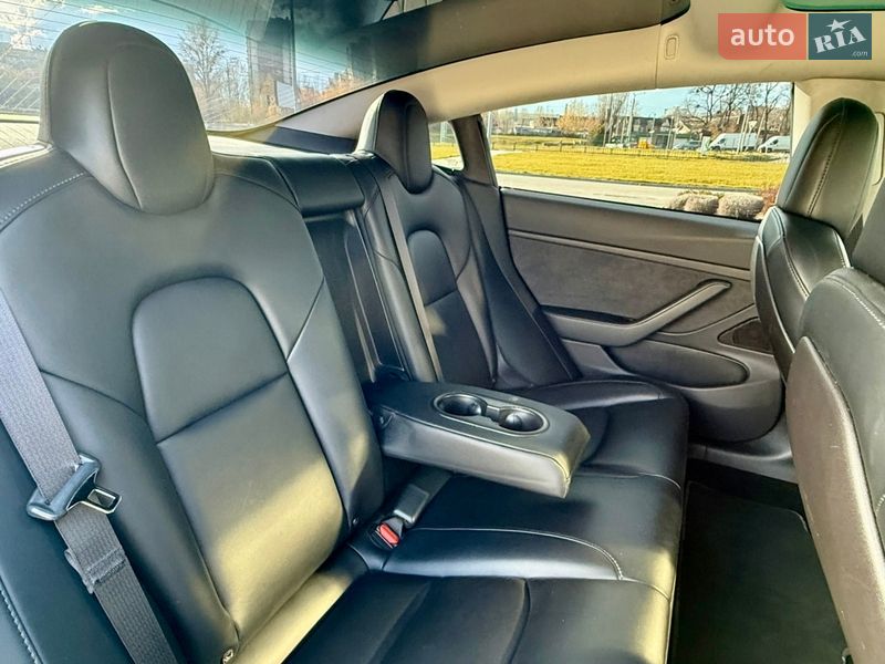 Седан Tesla Model 3 2019 в Харькове