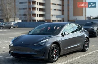 Tesla Model 3  2018