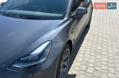 Tesla Model 3  2023