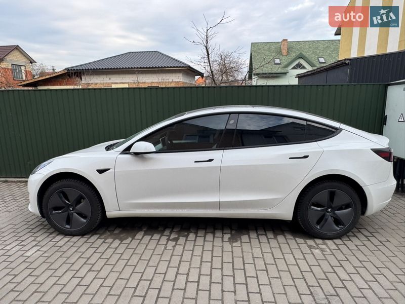 Седан Tesla Model 3 2021 в Киеве фото 7 Седан Tesla Model 3 2021 в Киеве