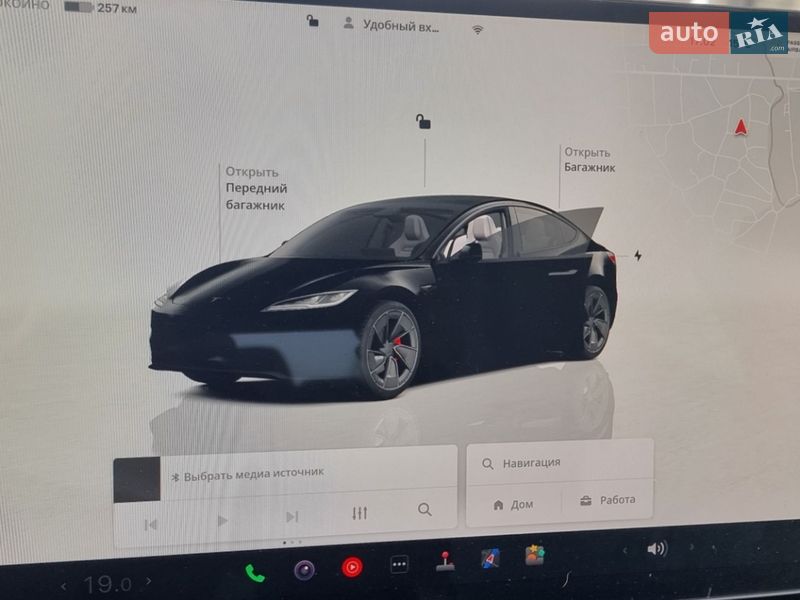 Седан Tesla Model 3 2024 в Чернівцях фото 11 Седан Tesla Model 3 2024 в Чернівцях