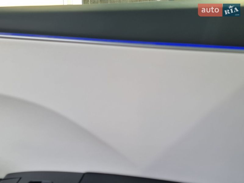 Седан Tesla Model 3 2024 в Чернівцях фото 14 Седан Tesla Model 3 2024 в Чернівцях