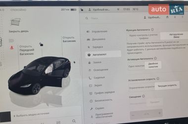 Седан Tesla Model 3 2024 в Чернівцях фото 13 Седан Tesla Model 3 2024 в Чернівцях