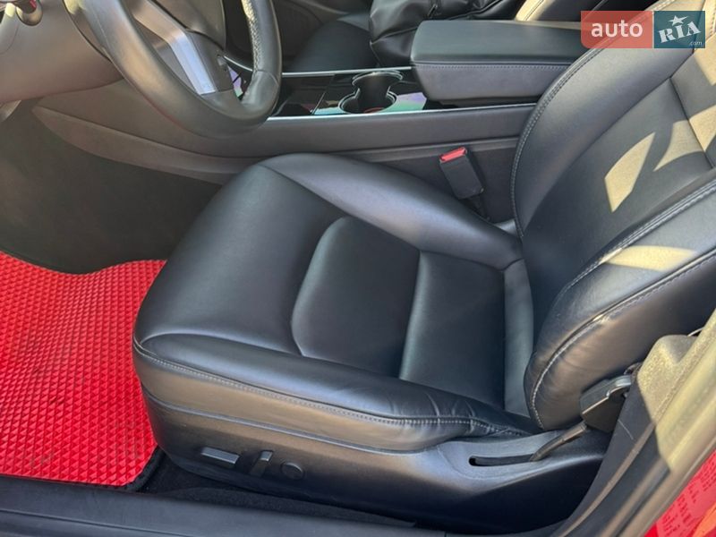 Седан Tesla Model 3 2018 в Киеве фото 9 Седан Tesla Model 3 2018 в Киеве