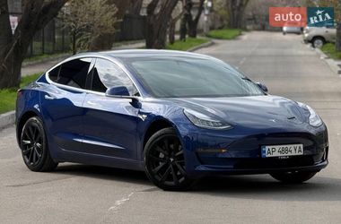 Tesla Model 3 2019