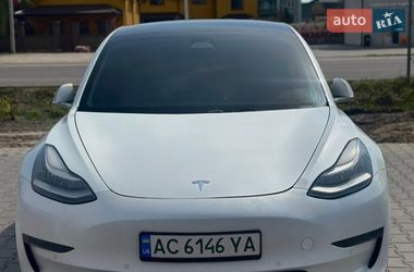 Tesla Model 3 2019