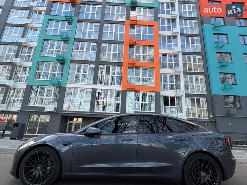 Седан Tesla Model 3 2022 в Чернигове фото 6 Седан Tesla Model 3 2022 в Чернигове