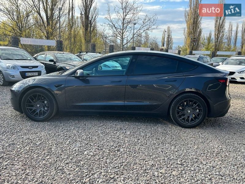 Седан Tesla Model 3 2024 в Одессе