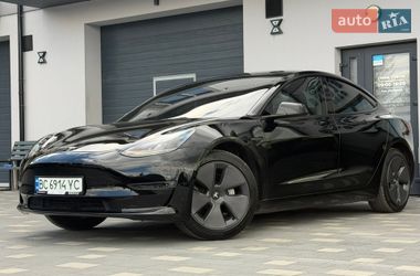 Tesla Model 3  2023