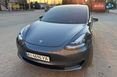 Tesla Model 3  2018