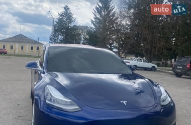 Tesla Model 3  2017