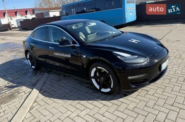 Tesla Model 3  2018