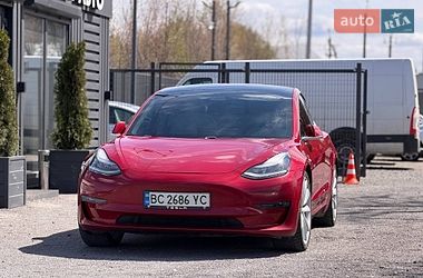 Tesla Model 3 2020