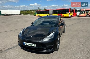 Tesla Model 3  2018