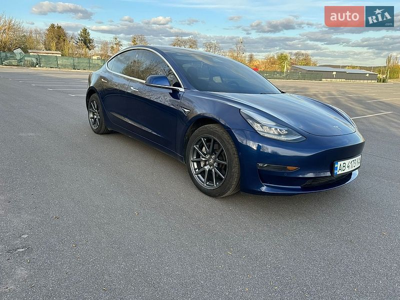 Tesla Model 3 2018 Tesla Model 3 2018