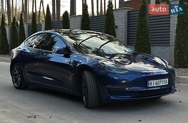 Седан Tesla Model 3 2021 в Киеве фото 4 Седан Tesla Model 3 2021 в Киеве