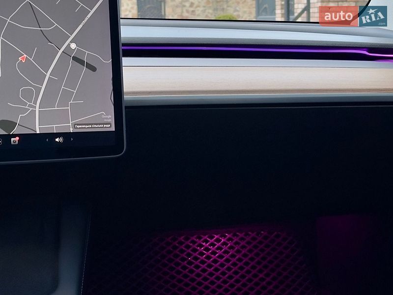Седан Tesla Model 3 2021 в Киеве фото 13 Седан Tesla Model 3 2021 в Киеве