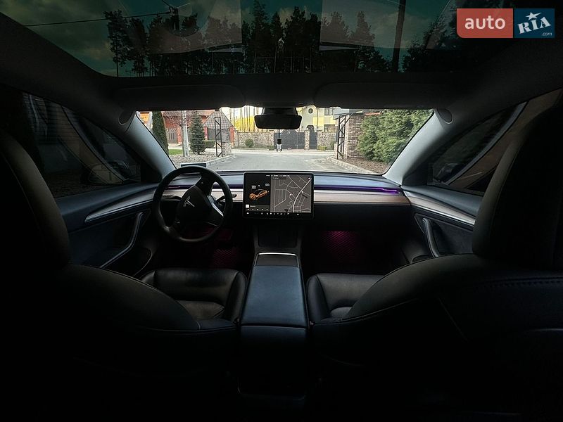 Седан Tesla Model 3 2021 в Киеве фото 17 Седан Tesla Model 3 2021 в Киеве