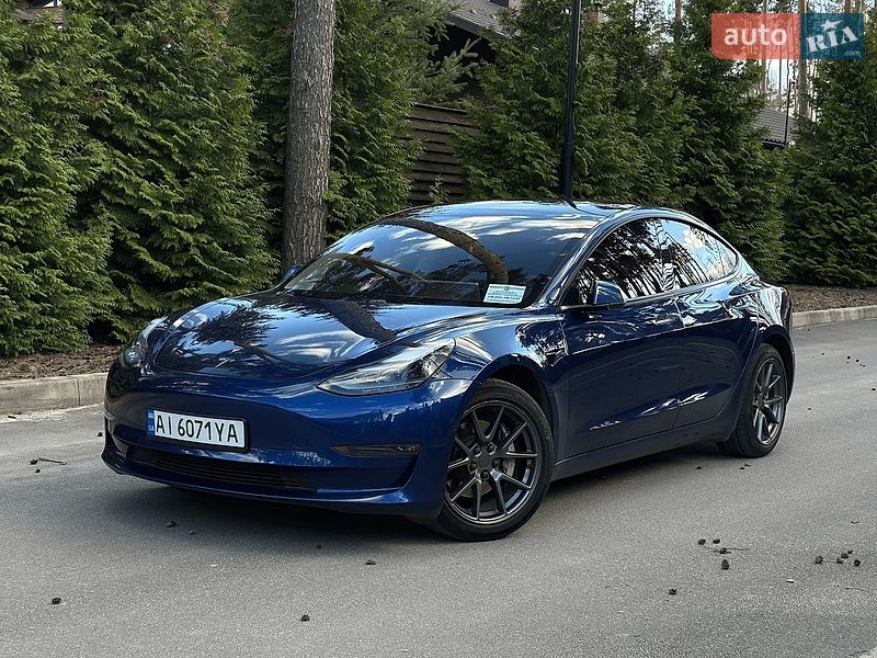 Седан Tesla Model 3 2021 в Киеве фото Седан Tesla Model 3 2021 в Киеве