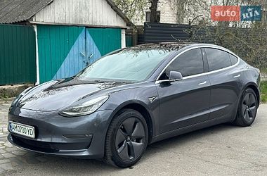 Tesla Model 3  2018