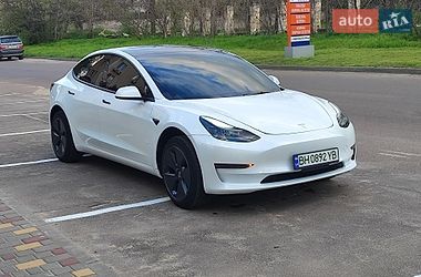 Tesla Model 3  2023