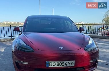 Tesla Model 3  2022