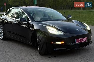 Tesla Model 3 2019