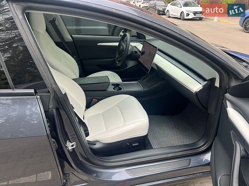 Седан Tesla Model 3 2021 в Ровно фото 2 Седан Tesla Model 3 2021 в Ровно