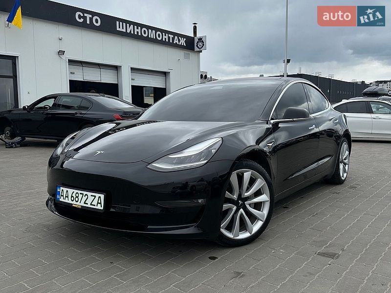 Tesla Model 3 2019 Tesla Model 3 2019