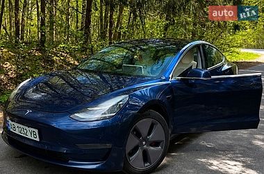 Tesla Model 3  2018