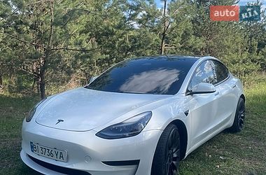 Tesla Model 3 2021