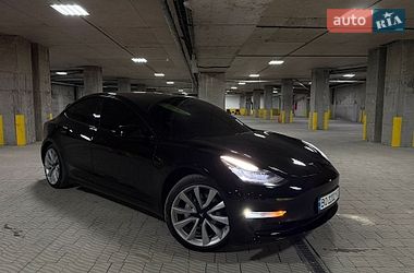 Tesla Model 3  2018