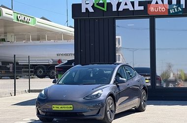 Tesla Model 3  2023