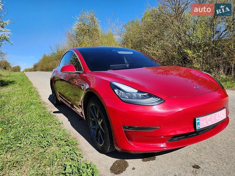 Седан Tesla Model 3 2018 в Тернополі фото 9 Седан Tesla Model 3 2018 в Тернополі