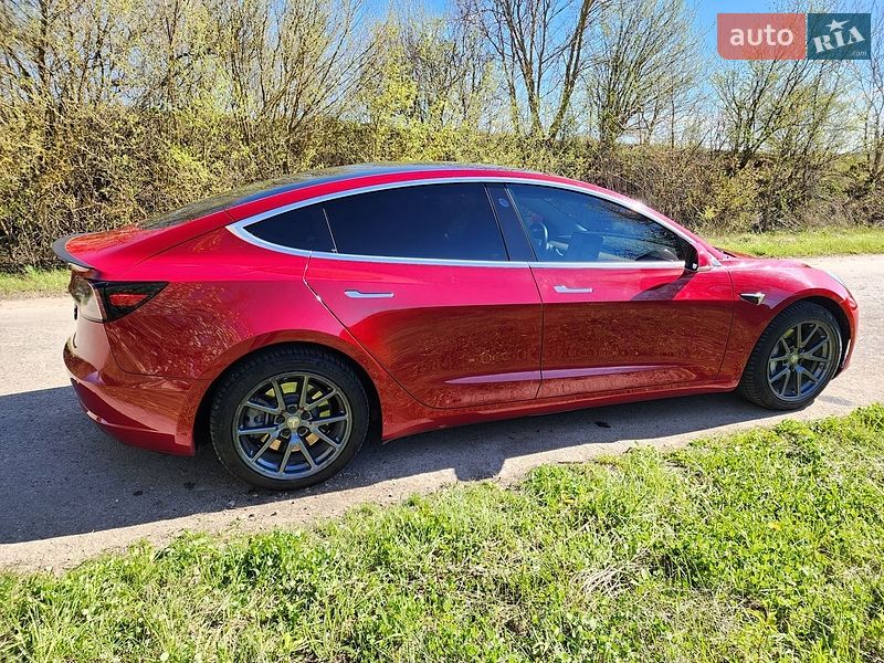 Седан Tesla Model 3 2018 в Тернополі фото 10 Седан Tesla Model 3 2018 в Тернополі