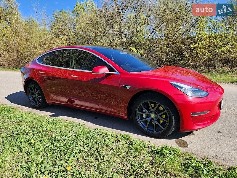 Седан Tesla Model 3 2018 в Тернополі фото 11 Седан Tesla Model 3 2018 в Тернополі