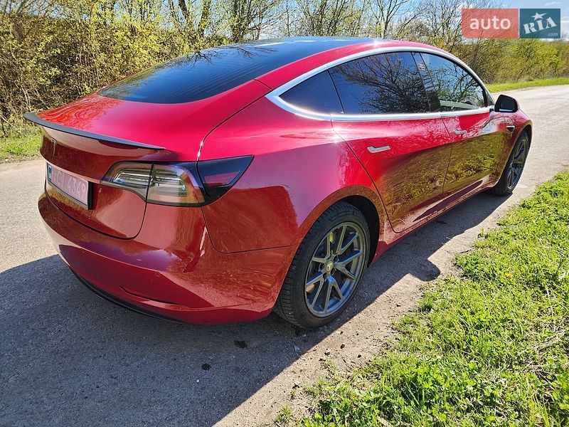 Седан Tesla Model 3 2018 в Тернополі фото 12 Седан Tesla Model 3 2018 в Тернополі