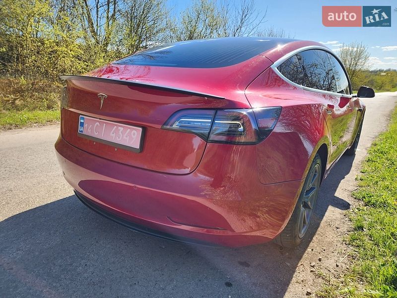 Седан Tesla Model 3 2018 в Тернополі фото 14 Седан Tesla Model 3 2018 в Тернополі