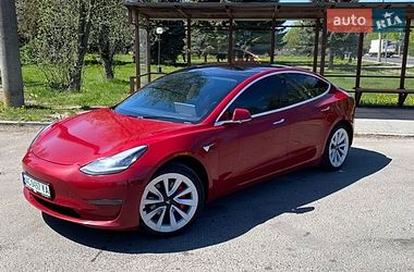 Tesla Model 3  2017