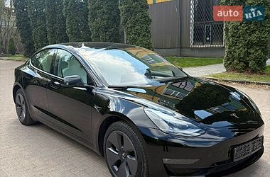 Tesla Model 3  2023