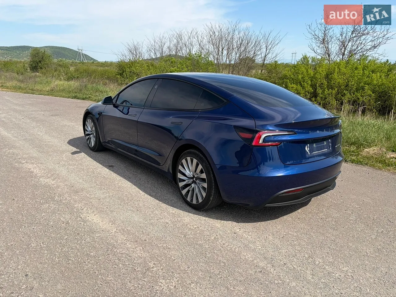2024 Tesla Model 3 - мініатюра 5