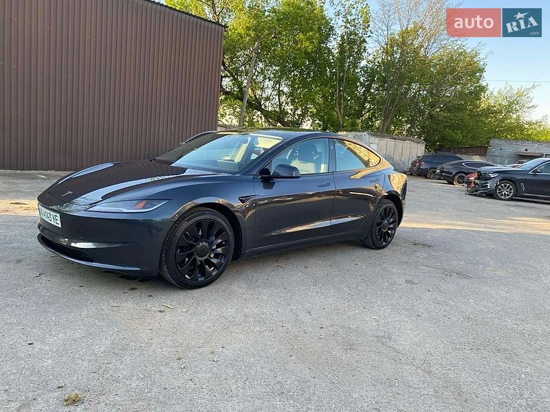 Седан Tesla Model 3 2024 в Киеве Седан Tesla Model 3 2024 в Киеве
