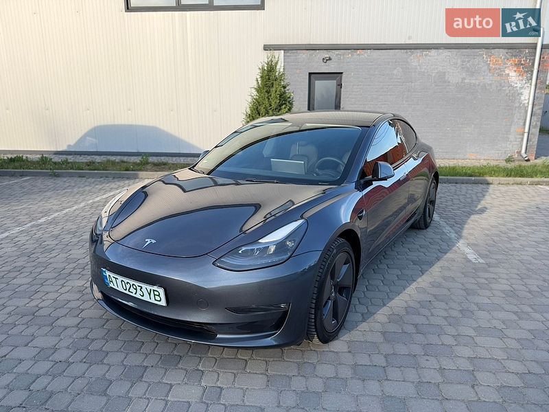 Седан Tesla Model 3 2023 в Ивано-Франковске фото Седан Tesla Model 3 2023 в Ивано-Франковске