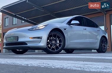 Tesla Model 3  2018