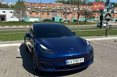 Tesla Model 3  2023