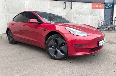 Tesla Model 3  2018