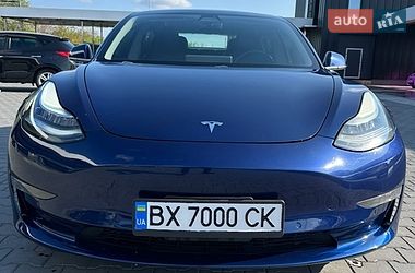 Tesla Model 3  2018