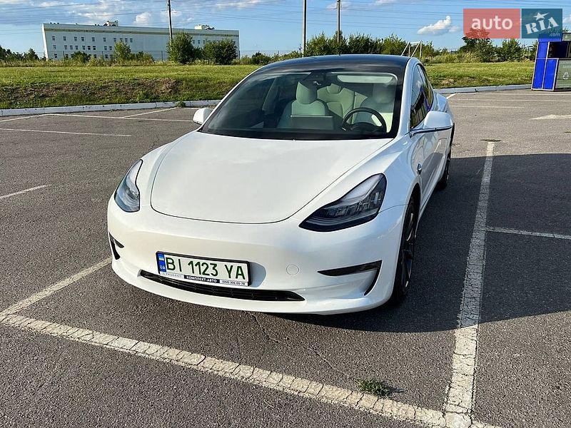 Седан Tesla Model 3 2020 в Запоріжжі фото 6 Седан Tesla Model 3 2020 в Запоріжжі