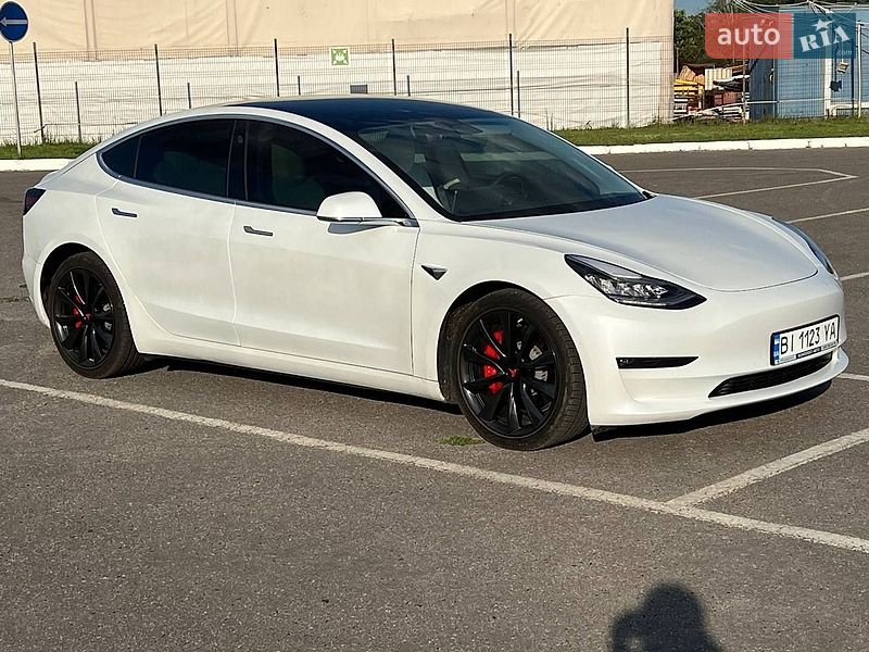Седан Tesla Model 3 2020 в Запоріжжі фото Седан Tesla Model 3 2020 в Запоріжжі