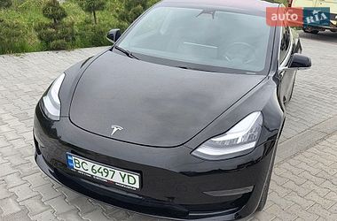 Tesla Model 3  2018